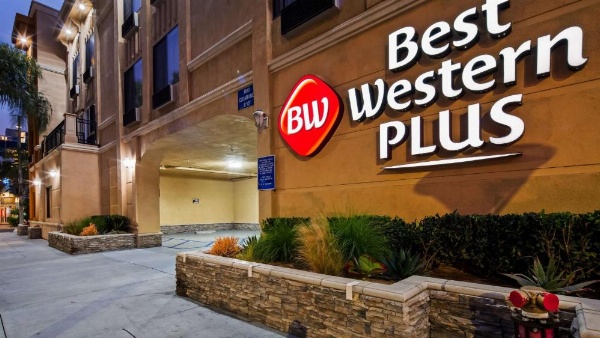 Best Western Plus Hotel At The Convention Center image 30